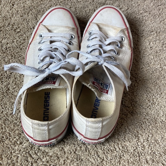 Converse White Women’s 7 - Picture 2 of 4